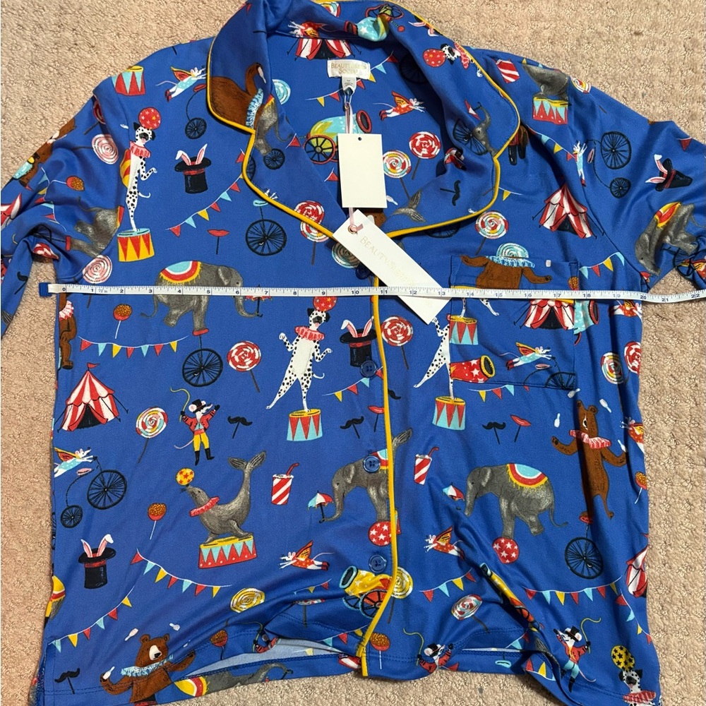 Vibrant Blue Circus Print Women's Pajama Set - Picture 9 of 9